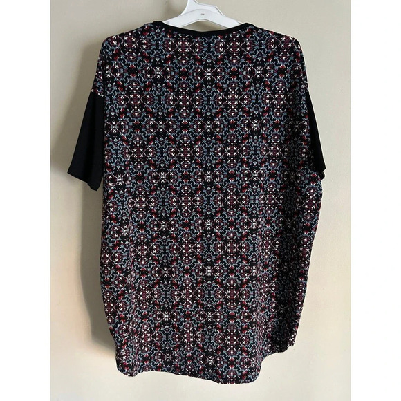 LuLaRoe Women’s Irma Tunic T-Shirt Top Size XS Multi Geo - Picture 2 of 6